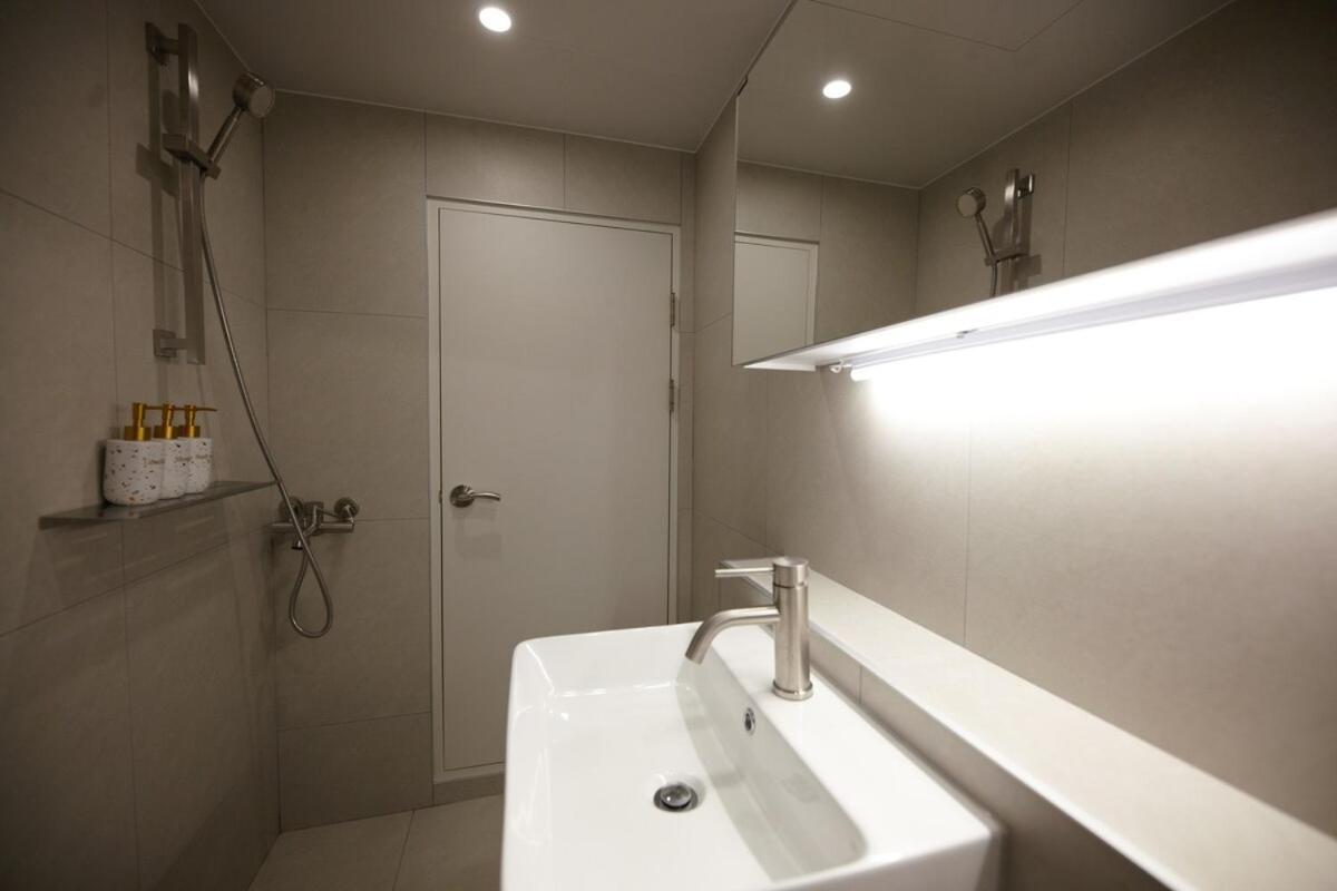 Mari House Apartment *